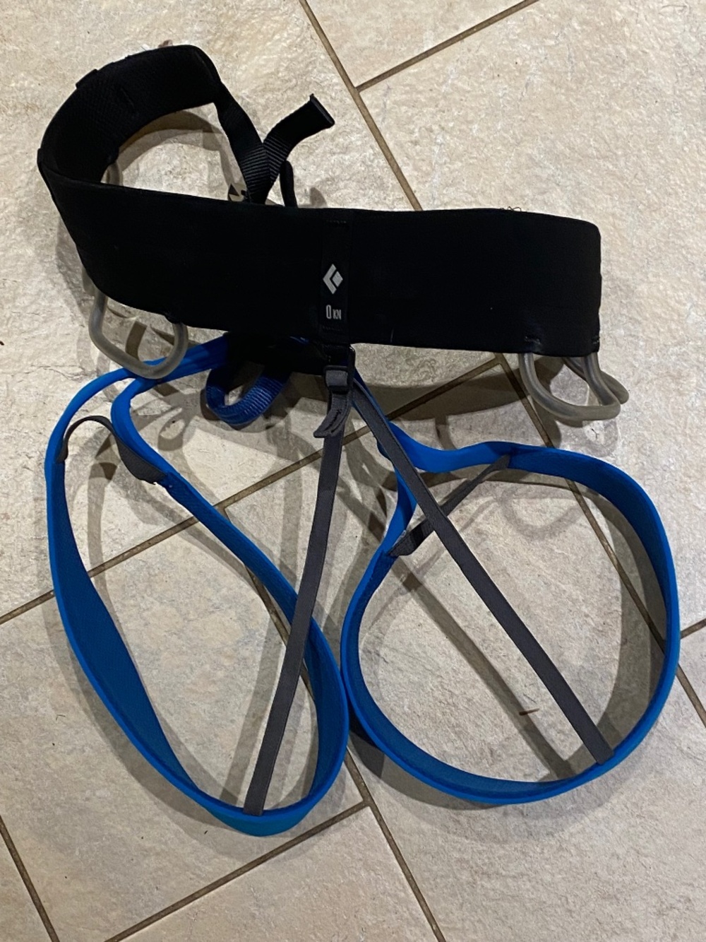 Black diamond men’s large solution climbing harness